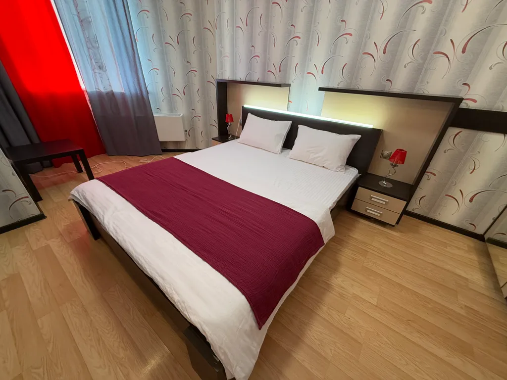 Квартира Тут хорошо на Сурикова — аренда посуточно в Екатеринбург