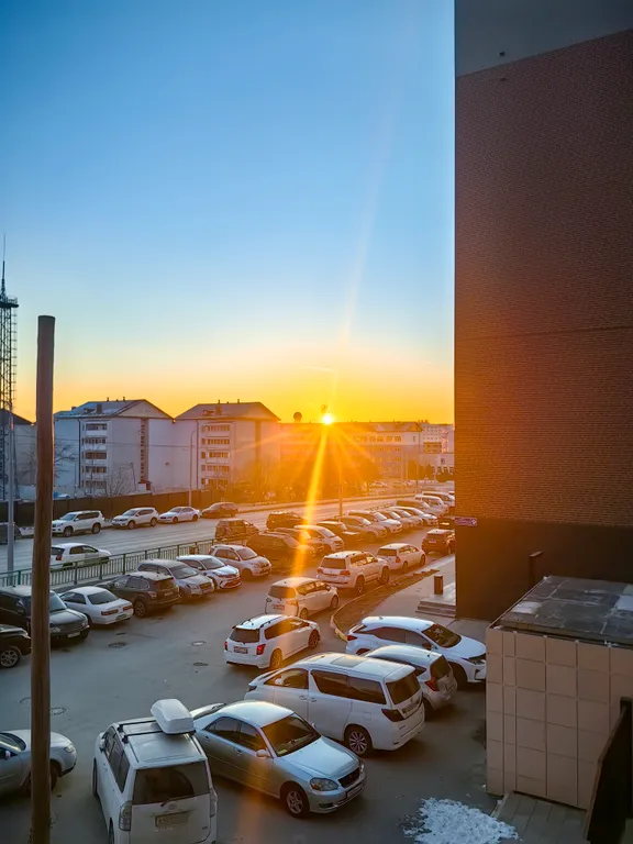 Евро 3х комнатная квартира рядом с площадью Победы и Горным воздух 5ми