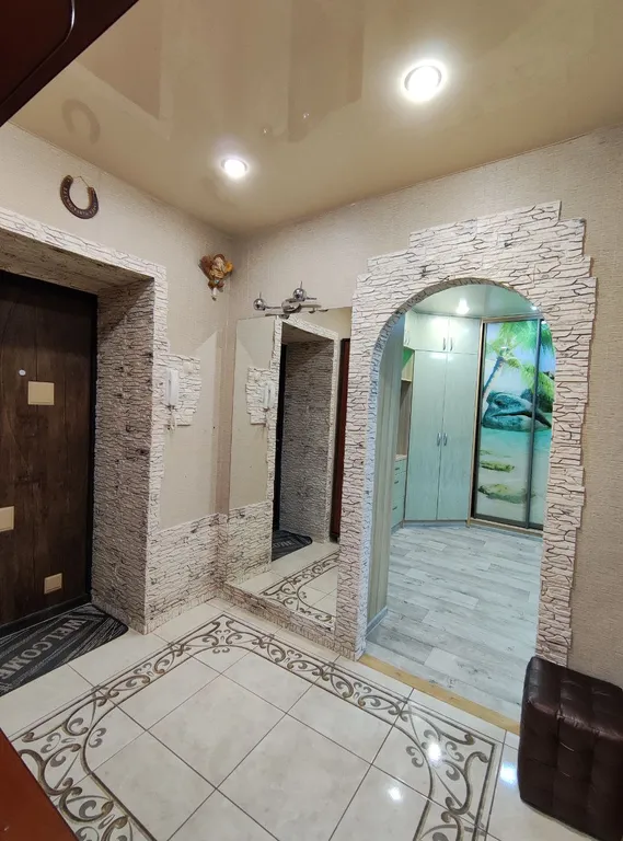 3-комнатная квартира в центре с видом на реку