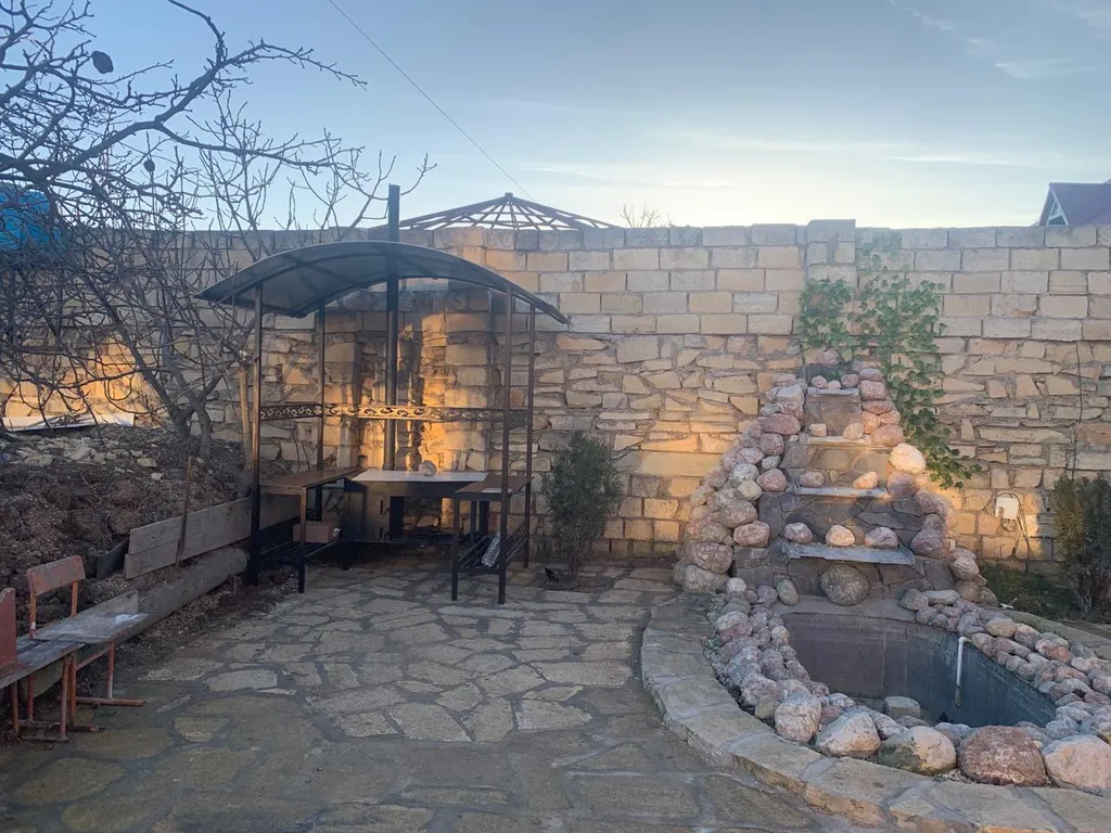 Дом на берегу Каспийского моря