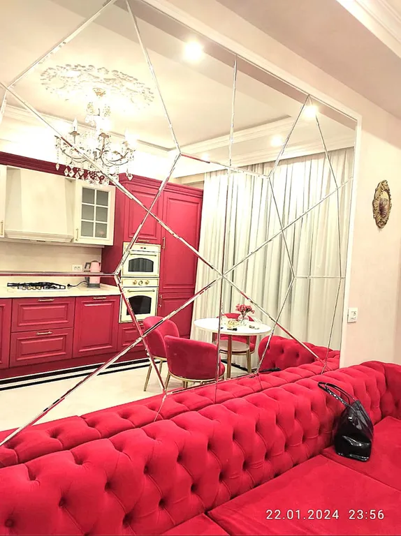 Трехкомнатная квартира в центре