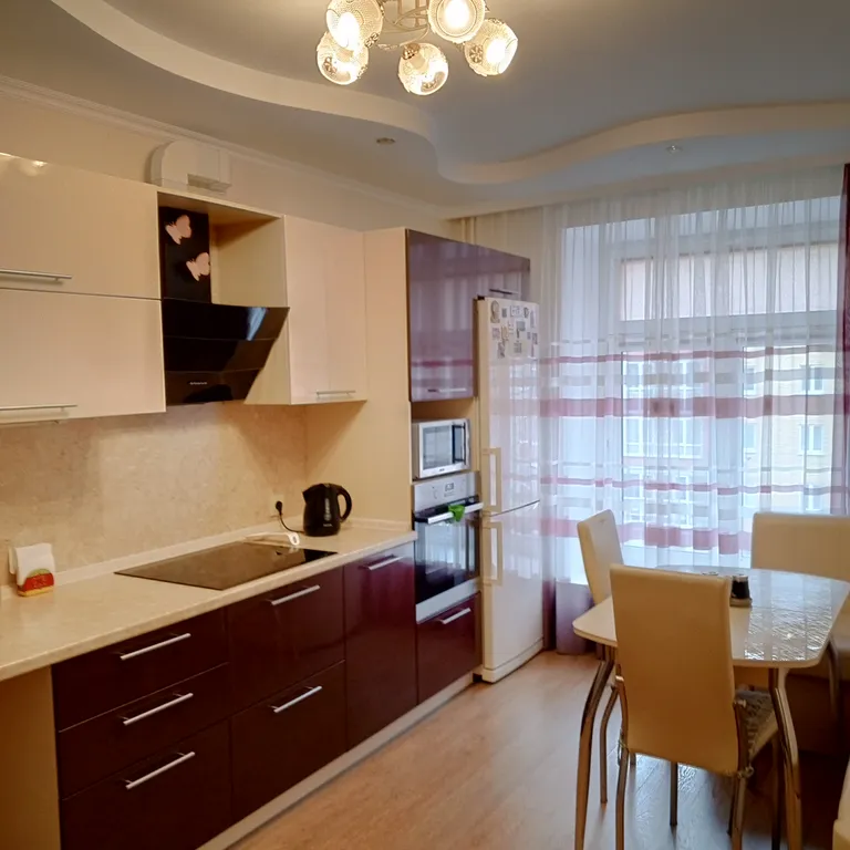 Квартира Просторная квартира — Тюмень