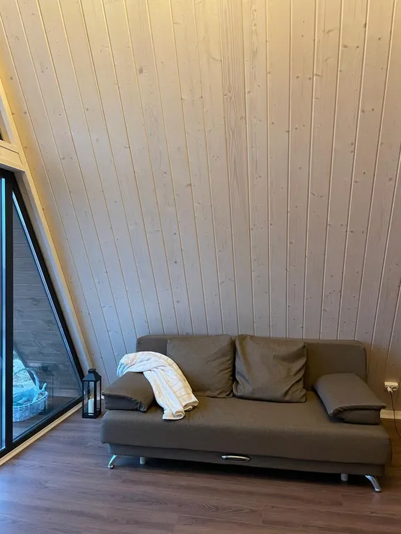 А-фрейм с чаном у леса