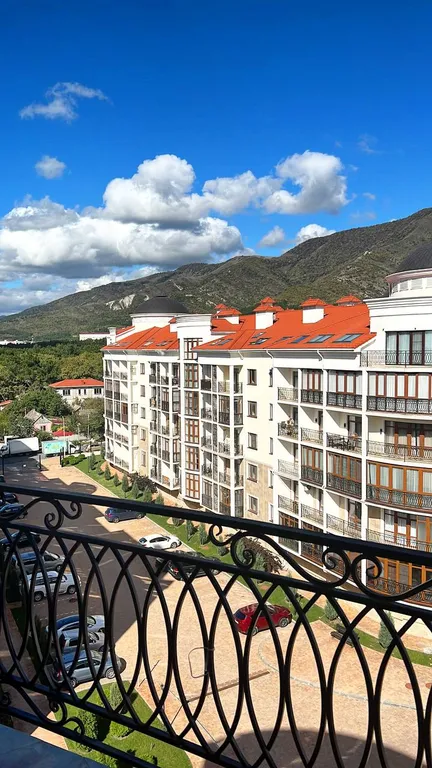 Просторный апартамент в элитном ЖК у моря