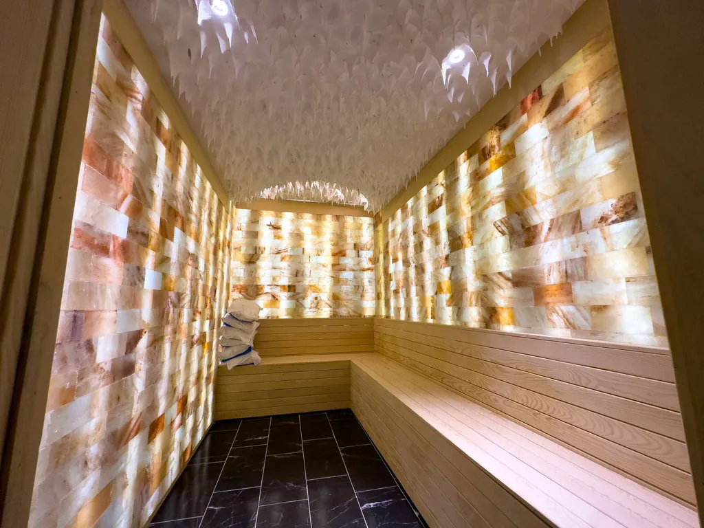 Апартамент в Azura World D с аквапарком и собственным пляжем