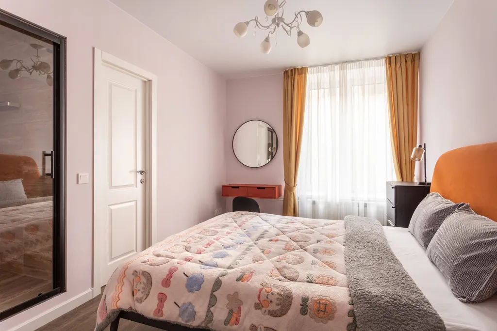 Квартира Экстравагантная квартира с кухней-музеем у метро Чернышевская — Санкт-Петербург