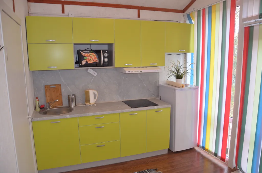 Коттедж Домик Цветочный — Волхов