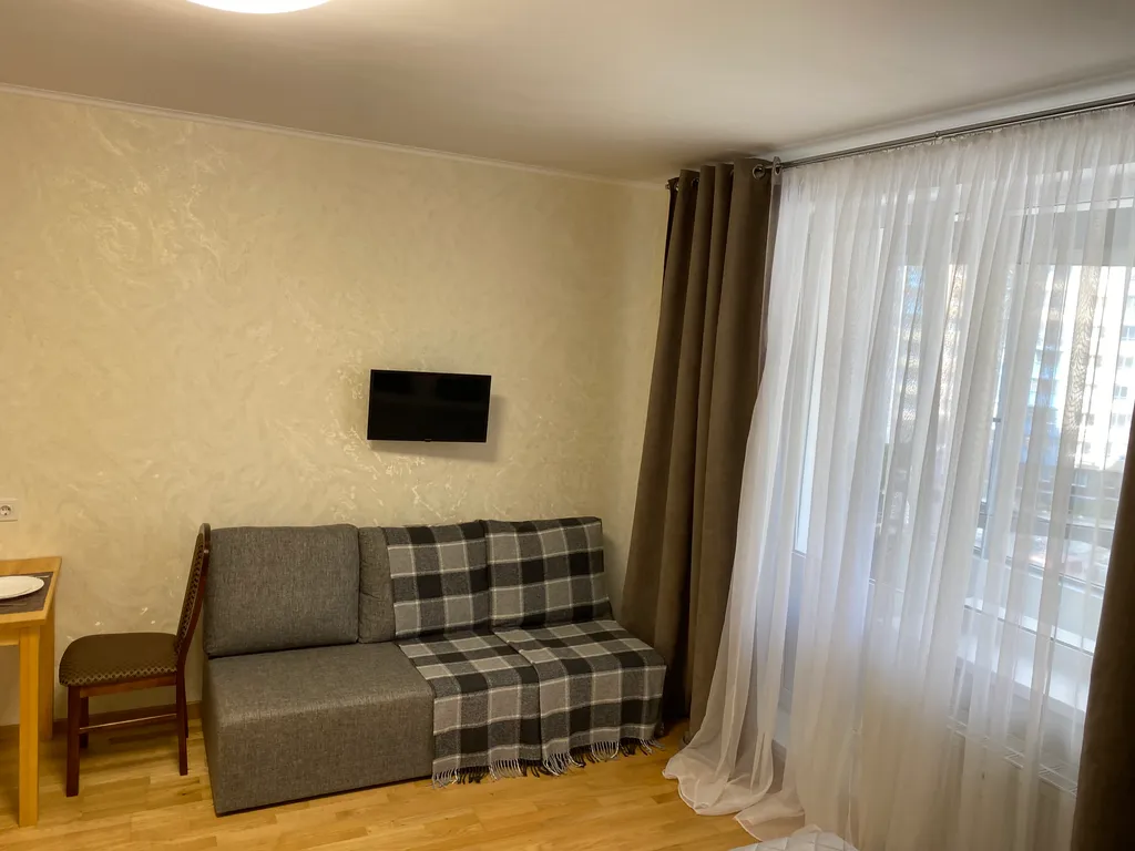 Апартаменты с видом на Европейский проспект