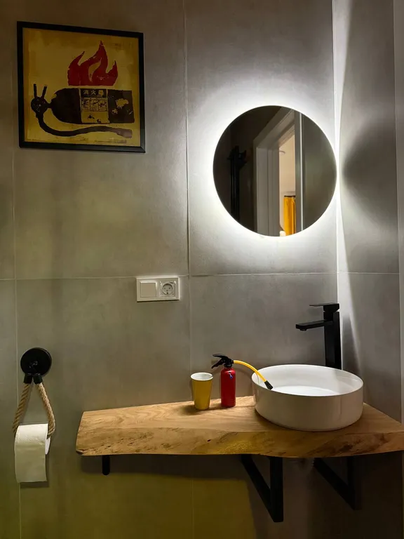 Дизайнерская однушка в центре, современный формат