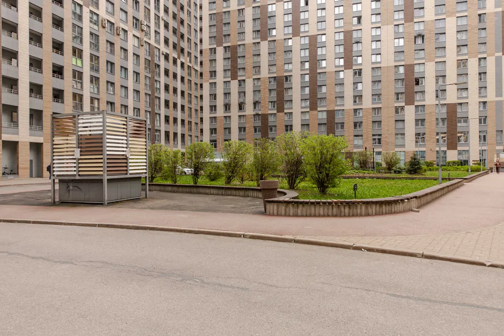 Видовая трёхкомнатная квартира рядом с метро