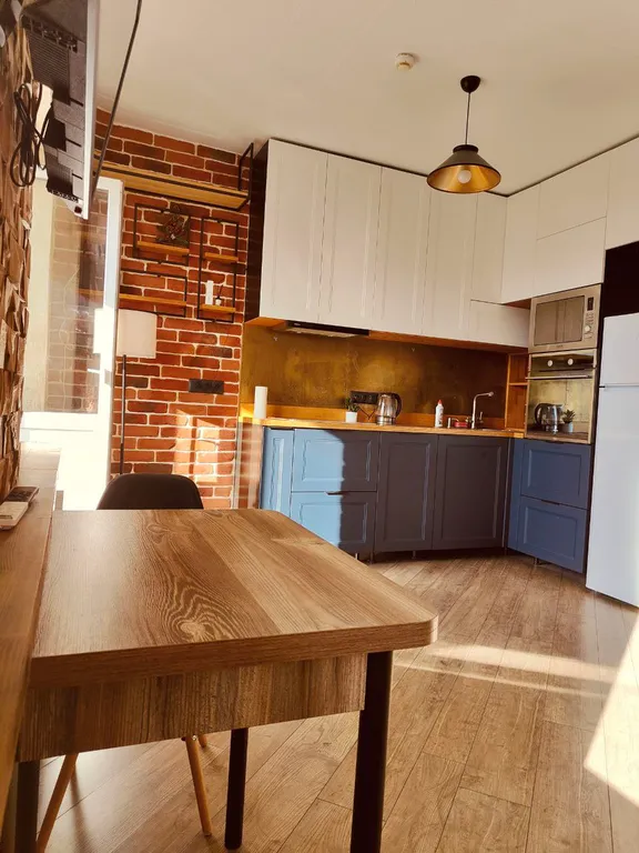 Студия с дизайнерским ремонтом в центре города