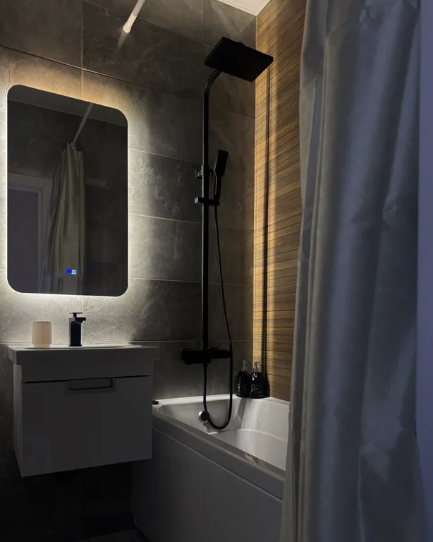 Стильная евродвушка с шикарными видами на город с 22 этажа