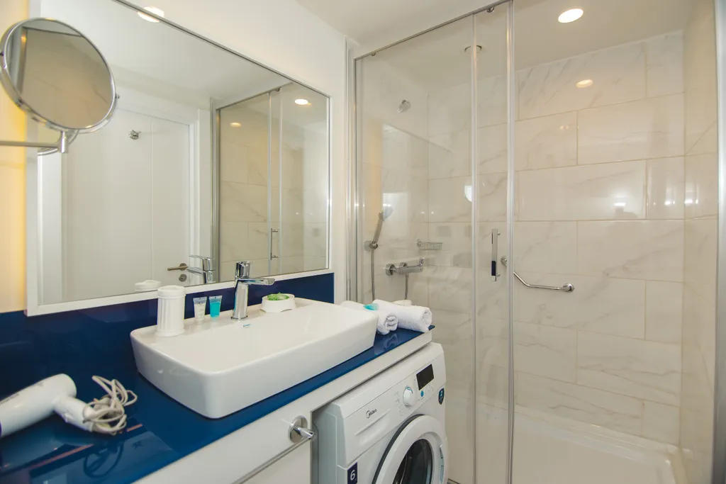 Студия с видом на море