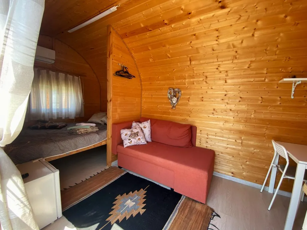 Апартаменты под маяком на берегу мыса Тарханкут