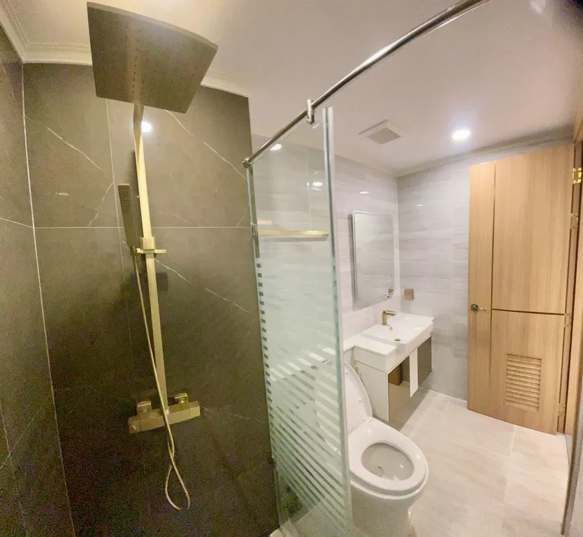 Lotus - Dusit Grand Park 2