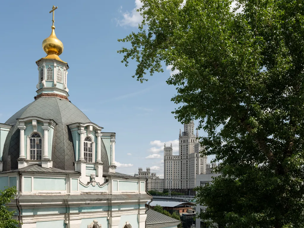 Квартира Квартира с видом на набержную и котельническую высотку — Москва