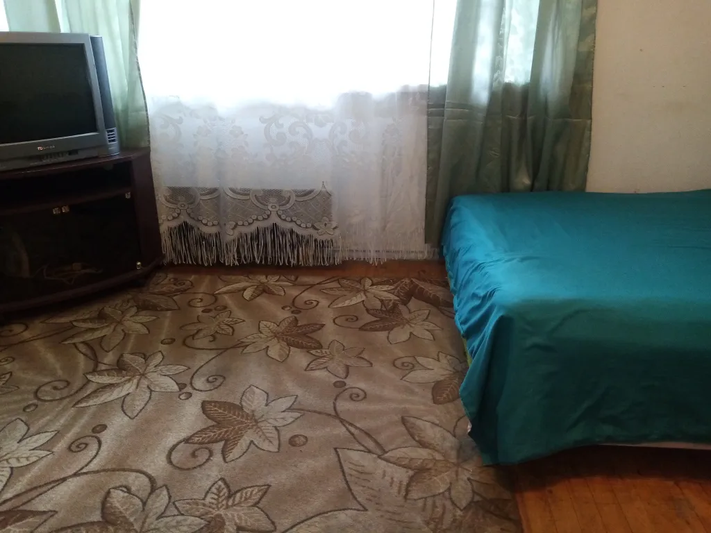 1-комнатная квартира в центре, метро Геологическая в 10 минутах