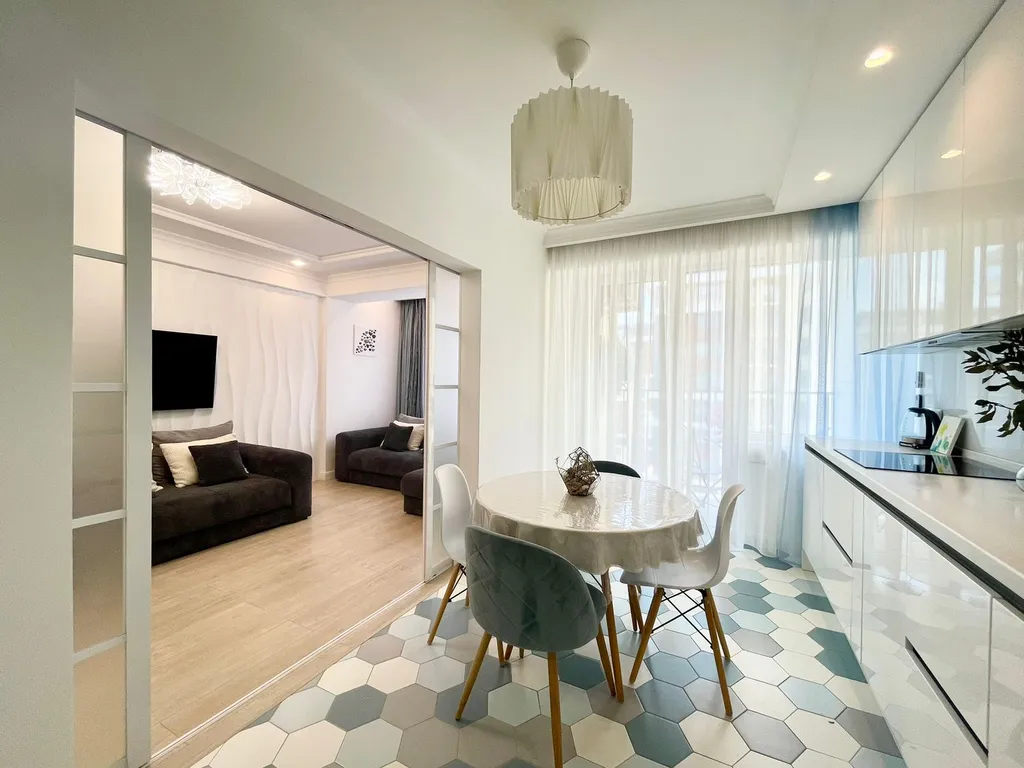 Двухкомнатная квартира в трех минутах от моря