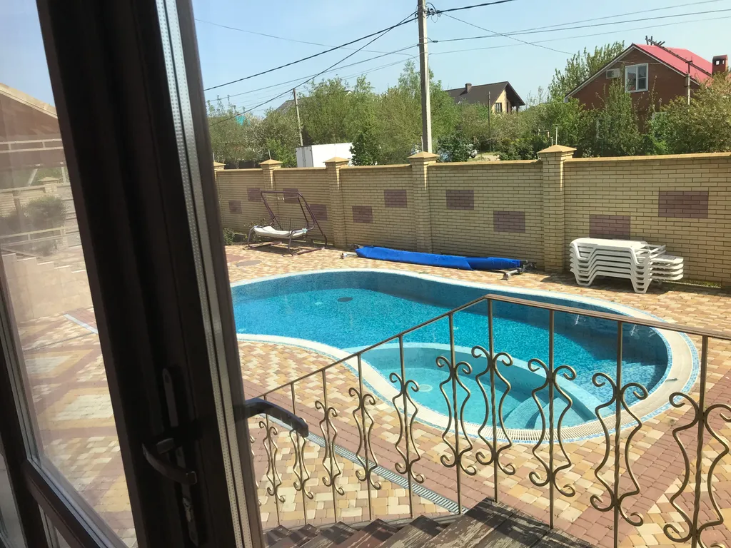 Вилла Казачка с теплым уличным бассейном