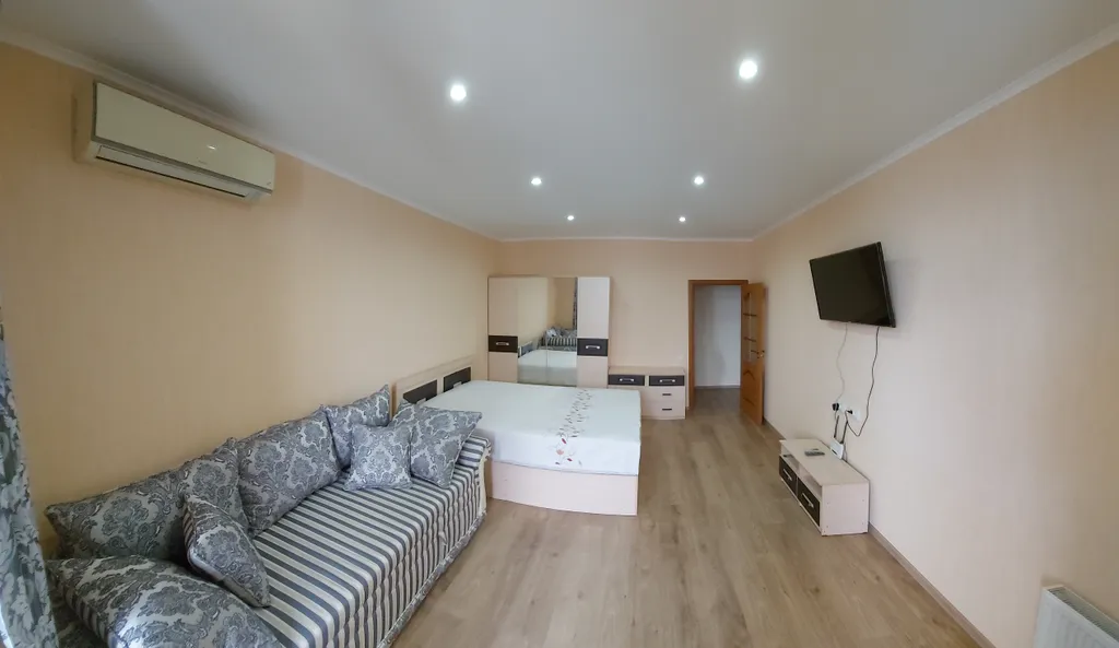 Квартира Квартира Комфортабельная просторная — Севастополь