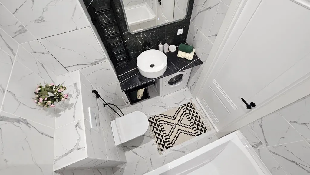 Современная квартира в городе-курорте