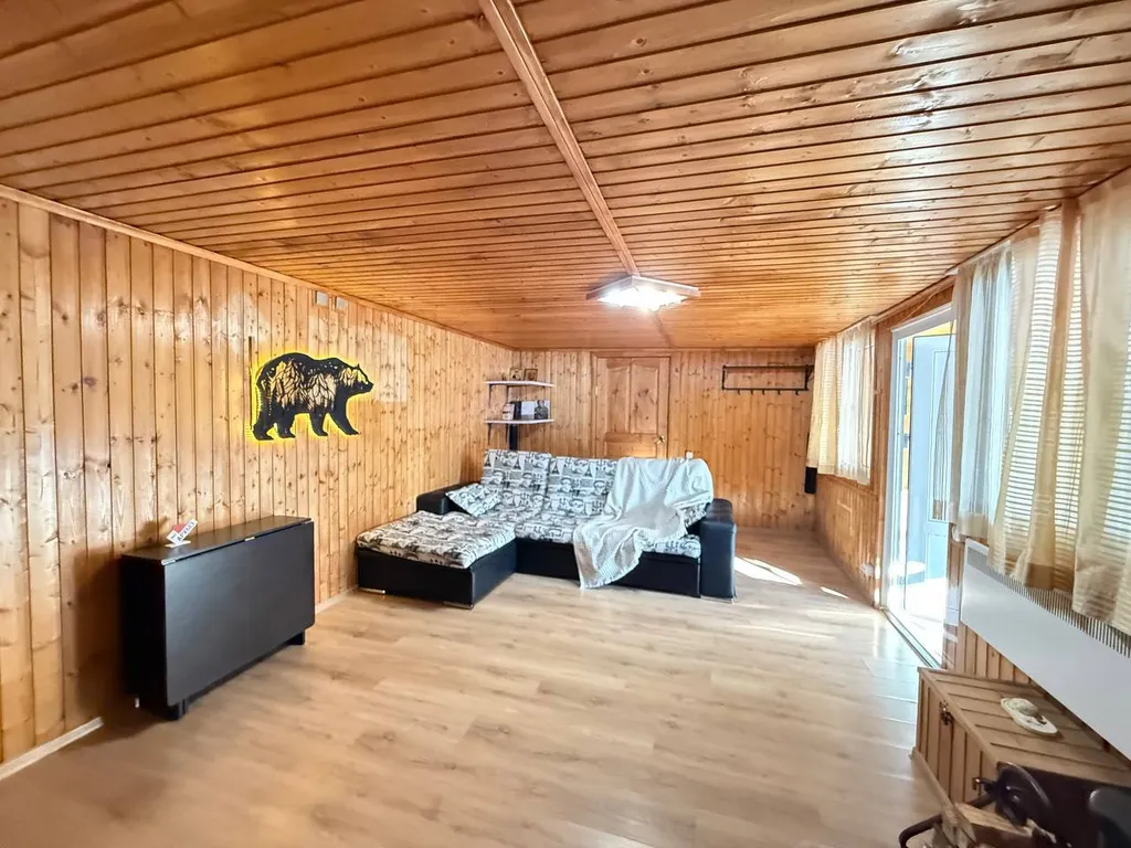 Уютный гостевой дом с закрытой территорией и видом на горы