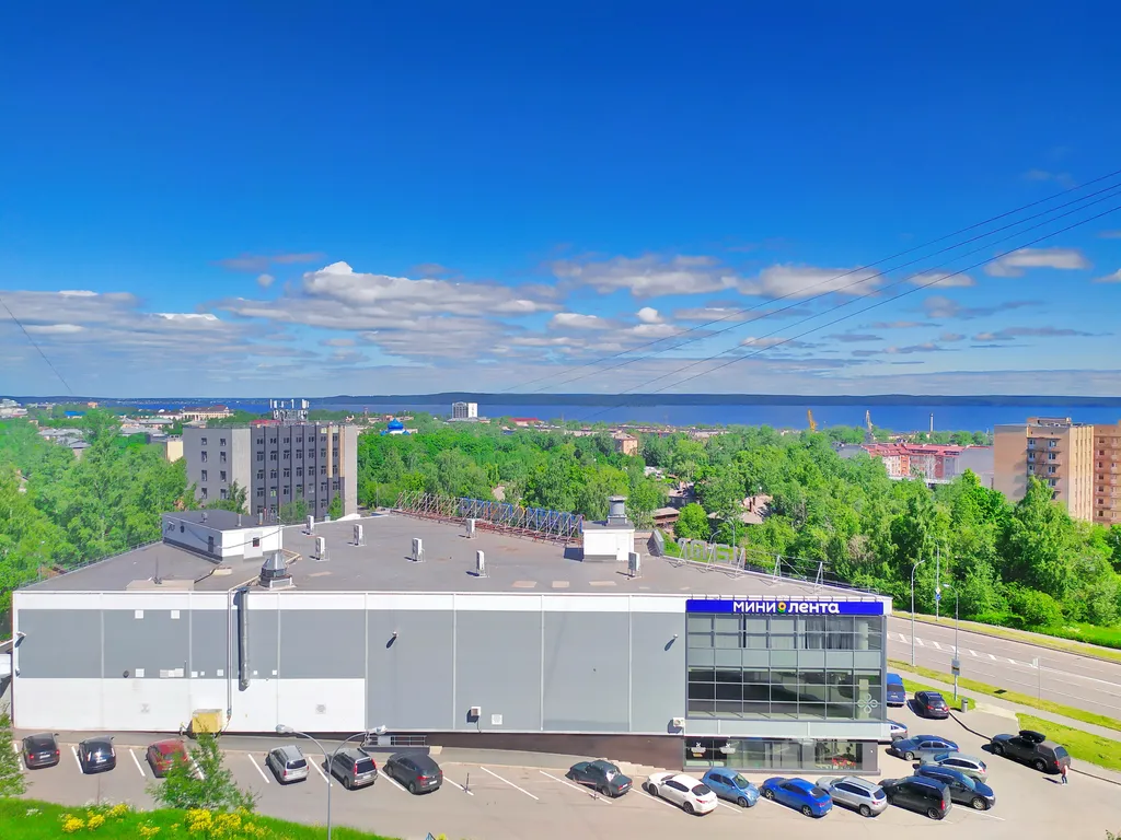 Квартира с видом на озеро