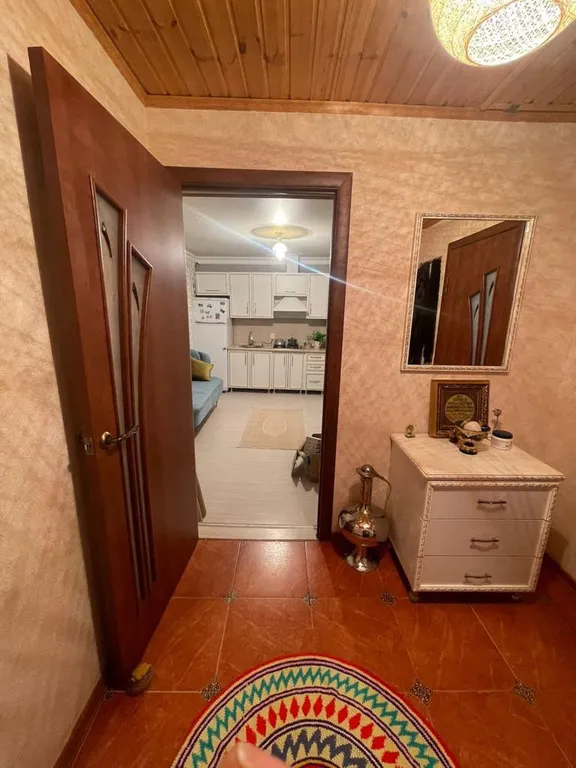 Розовый дом в горах