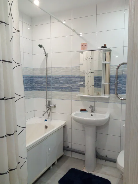 Апартамент с большим панорамным балконом