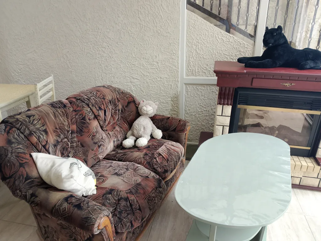 Дом, частный сектор, парковка для грузовых автомобилей, семейный отдых