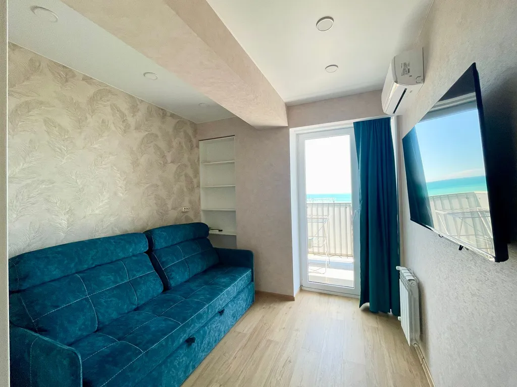 Двухкомнатная квартира с видом на море