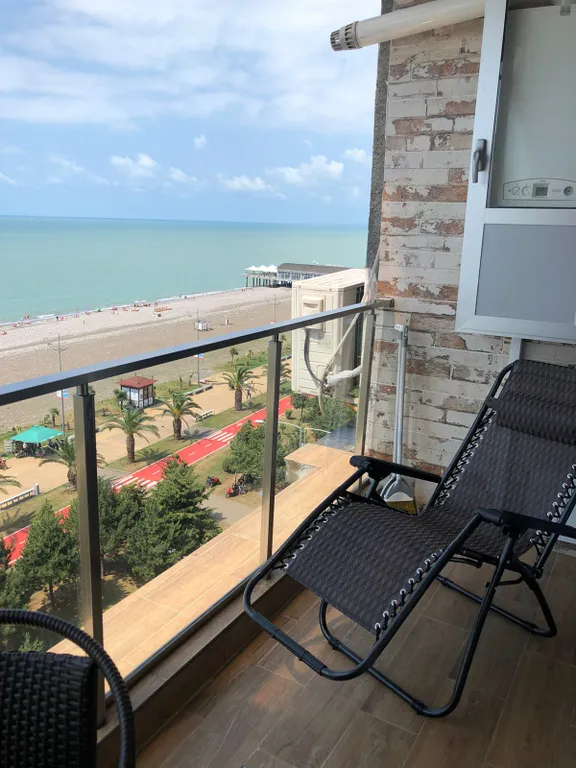 Квартира Апартамент с видом на море, первая береговая линия — аренда посуточно в Батуми