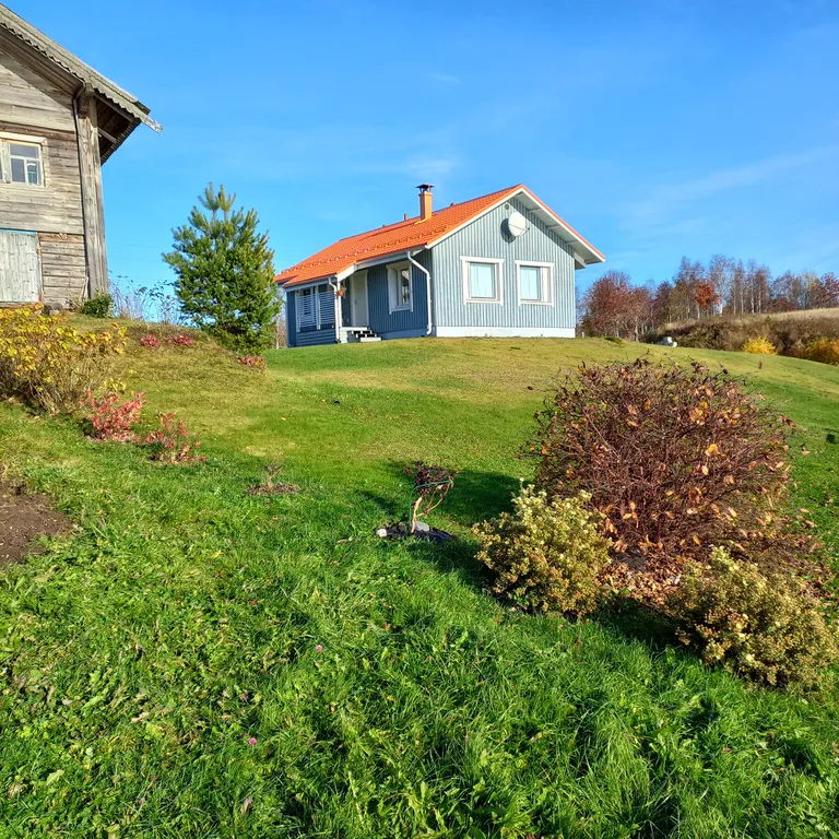 Дом с видом на озеро