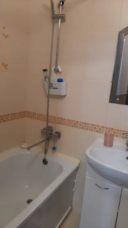 Уютная чистая квартира в тихом районе рядом с лесным массивом