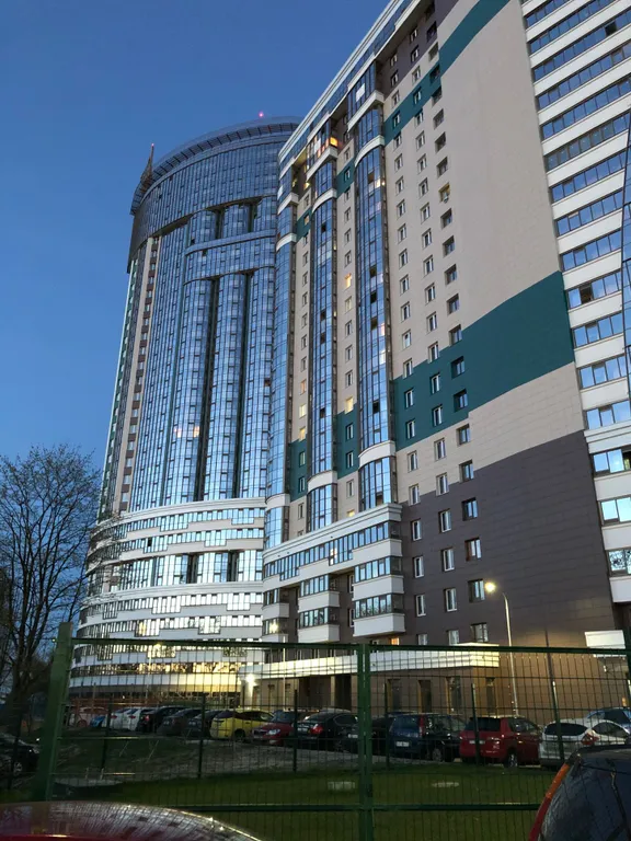 Студия, метро Рыбацкое