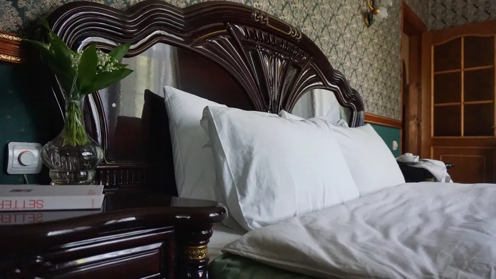 Трешка с изолированными спальнями в центре