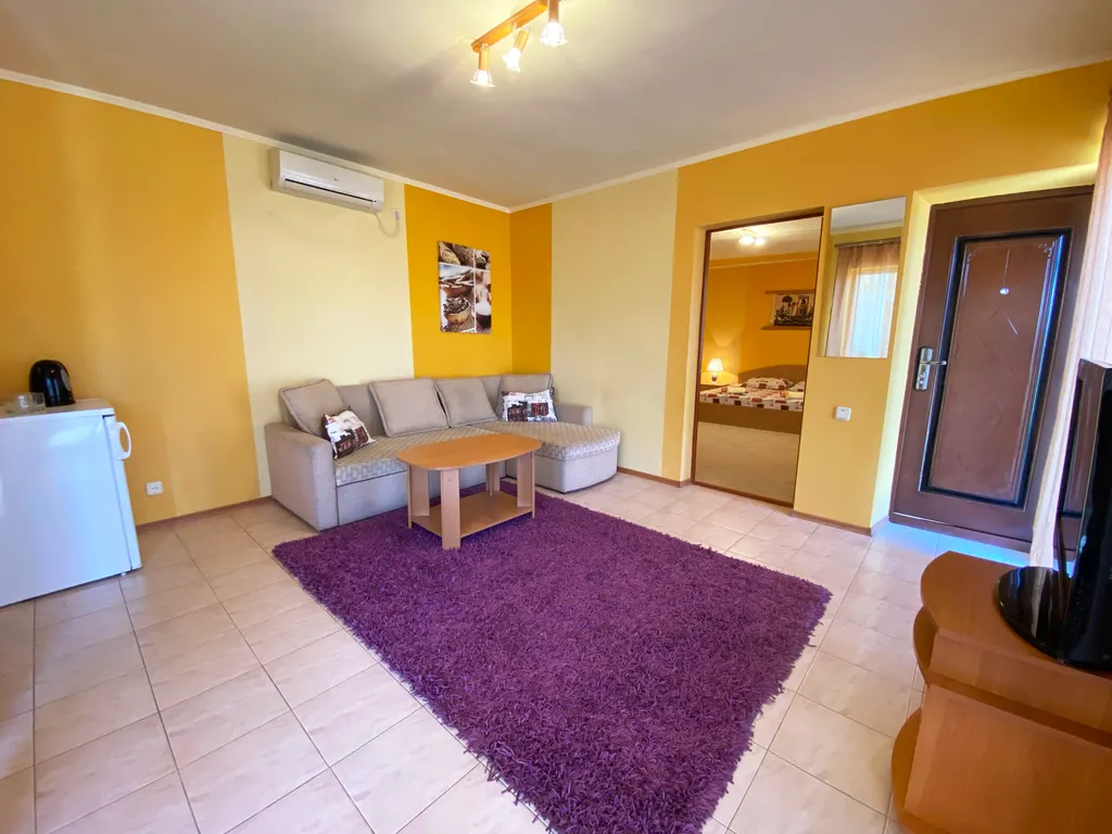 Квартира Двухкомнатный номер Люкс (40 м.кв.) — аренда посуточно в Береговое (Феодосия)