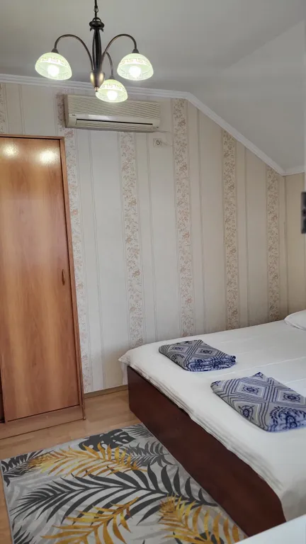 Квартира Комната в коттедже с лоджией — Сочи