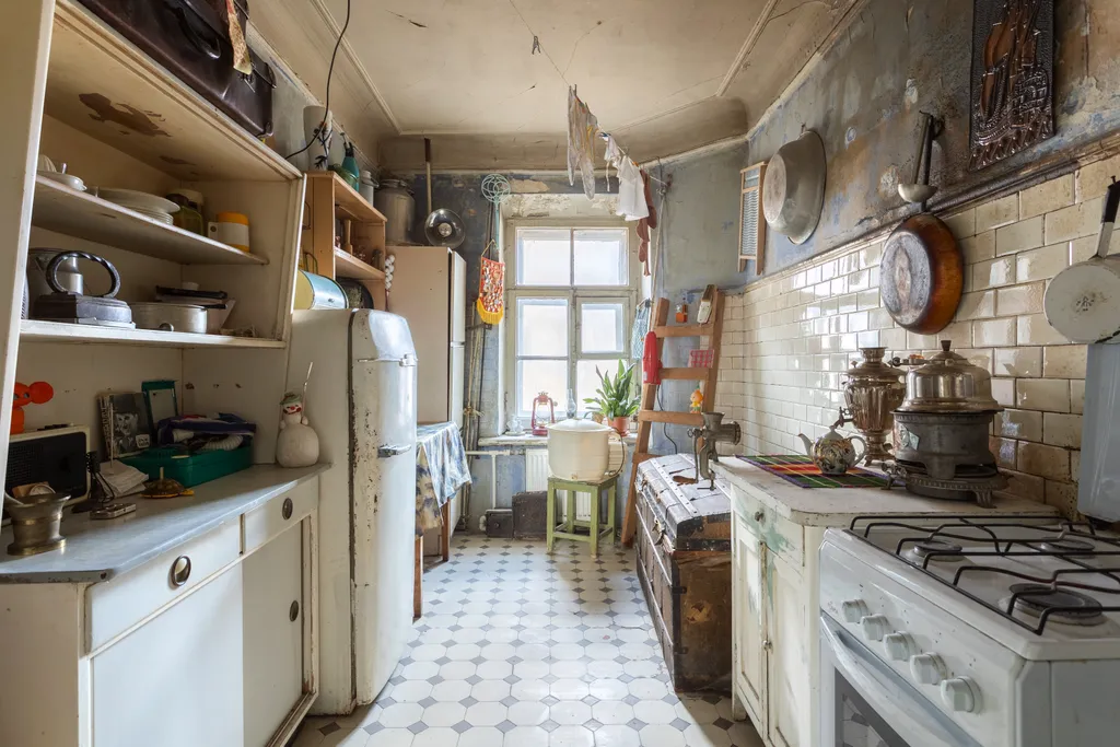 Квартира Экстравагантная квартира с кухней-музеем у метро Чернышевская — Санкт-Петербург