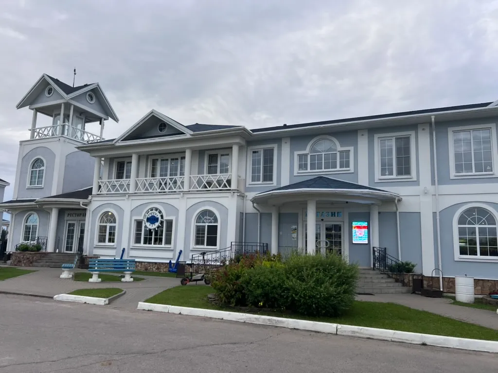 Эксклюзивный коттедж в поселке бизнес-класса