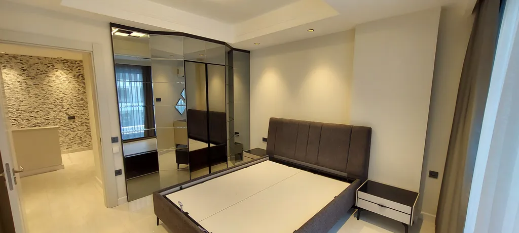 Двухуровневая квартира с собственным выходом к бассейну