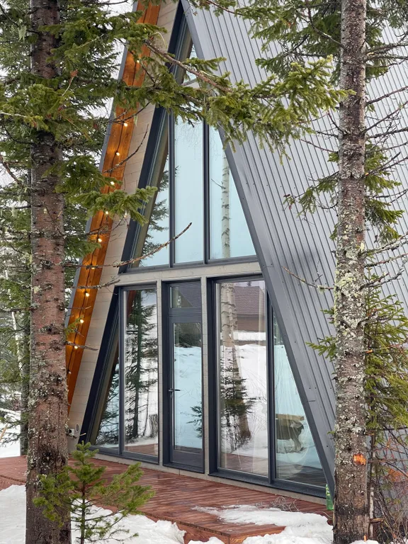 Коттедж Шале дом с видом на горы и лес Кристалл Шерегеш — аренда посуточно в Шерегеш