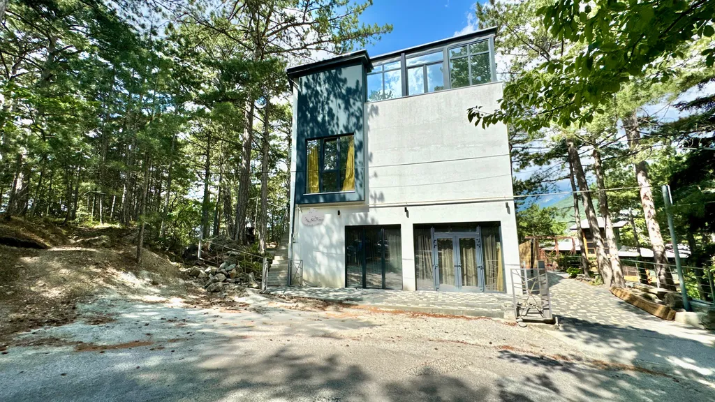 Дом в заповеднике с баней на дровах