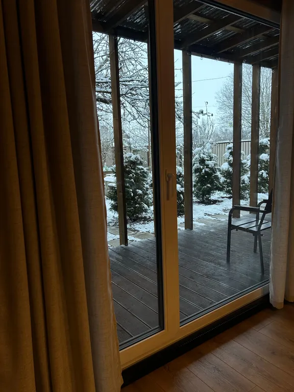 Стильный дом из морского контейнера