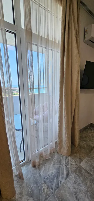 Стильная квартира на берегу