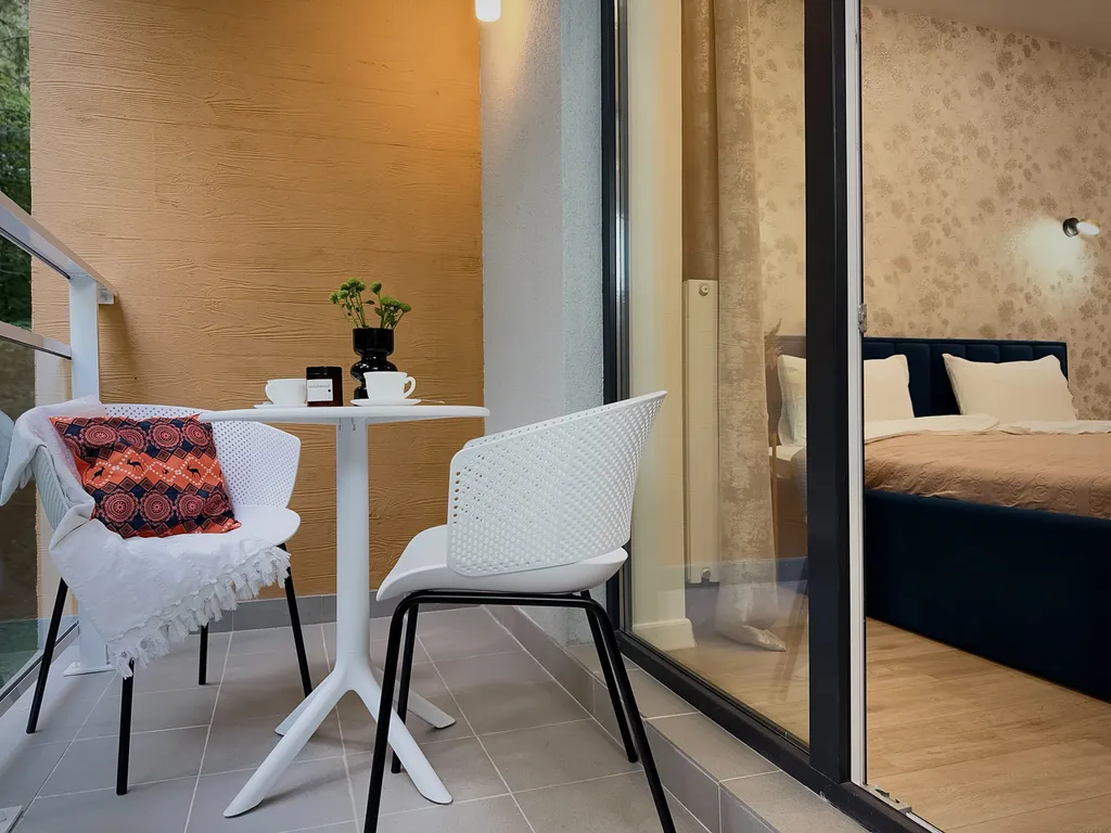 Двухкомнатные аппартаменты комфорт класса с видом на лес.