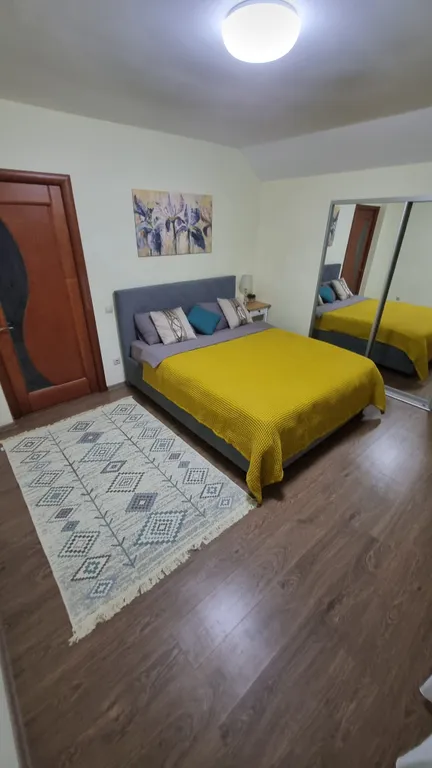 Домик рядом с центром города