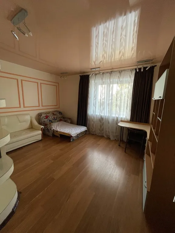 4-комнатная квартира у озера