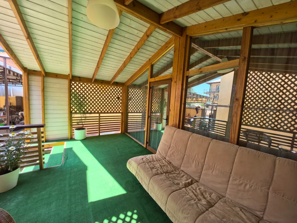 Коттедж Коттедж Барнхаус с бассейном — Геленджик