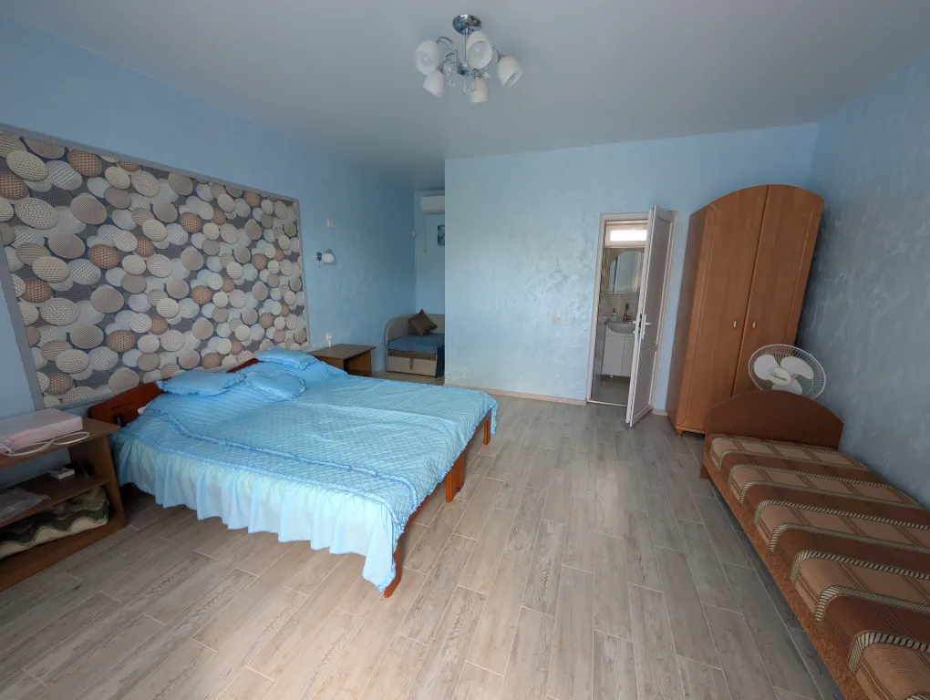 Квартира Комната для 4 гостей на берегу моря — аренда посуточно в Андреевка